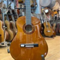 گیتار یاماها c40