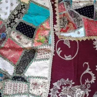 باسلام رومیزی چهل تکه زیبا درطرح ورنگ مختلف
