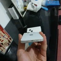 فروش آیفون ۱۳ نرمال در حد ۱۲۸ دو سیم