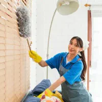 نیروی خدمات / خانم