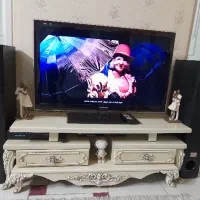 میز تلویزیون تاشو