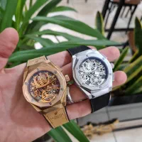 ساعت مردانه هابلوت/کهکشانی ۳ موتوره