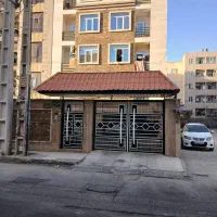 ۶۴متر مینا شرقی ساختمان ایرانا سندار ۷۰۰ نقدینگی