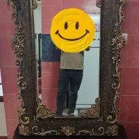 آینه قدی به همراه ساعت