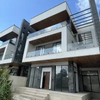 فروش فوری ویلا با چشم انداز بی نظیر