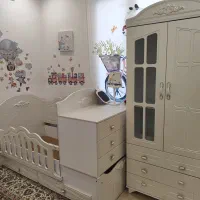 تخت کودک نوجوان و کمد