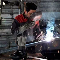 استخدام جوشکار و مونتاژکار