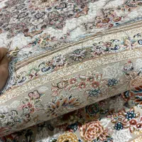 فرش ۱۲۰۰ شانه گرد زیبا|فرش|تبریز, |دیوار