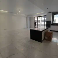 ۱۳۱ متر ۲ خواب/ مدرن/ طبقات بالا/ فول مشاعات