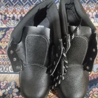 کفش کار شماره42