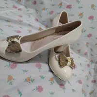 کفش پاشنه بلند