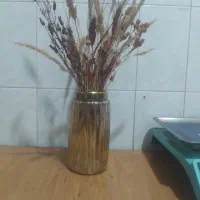 گلدان با خوشه گندم