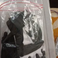 لباس و دستکش ورزشی