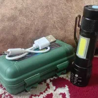 چراغ قوه با کابل شارژ