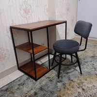 میز تحریر و صندلی