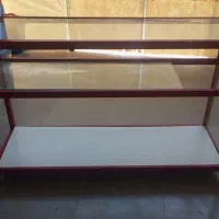 میز شیشه ای مغازه