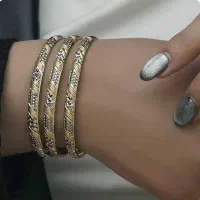 النگوطلاروس