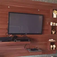 میز تلویزیون دیواری