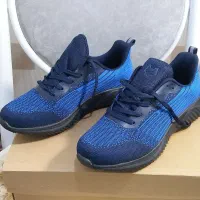 کفش و کتونی اسپرت مل اند موژ