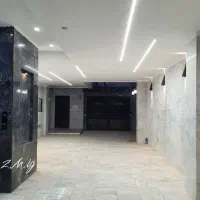 دو طبقه روی پیلوت / آسانسور دار /سند تک برگ