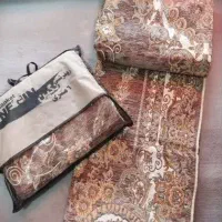 روفرشی گل مخمل دورو نگین نسکافه ای کرم ۹ متری|روفرشی|اصفهان, خواجو|دیوار