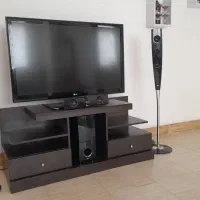 تلویزیون همراه با سینما خانگی و میز|تلویزیون و پروژکتور|مهاباد (آذربایجان غربی), |دیوار