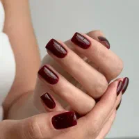 کاشت ناخن حرفه‌ای با طراحی خاص