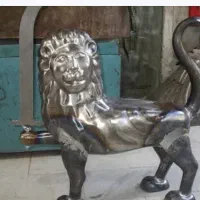 شیر علم و علامت