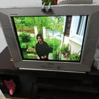 تلویزیون سامسونگ سالم تمیز با کنترل