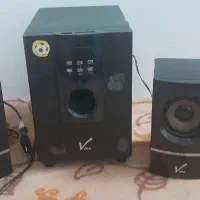 ضبط .اسپیکر.کلر رو میزی