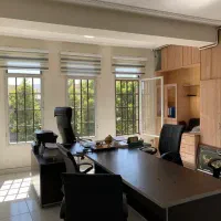 فروش واحد تجاری۱۴۰متری/سهندزرین/احمدآباد