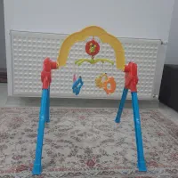 تشک بازی و آویز تخت کودک موزیکال|اسباب و اثاث بچه|سنندج, |دیوار