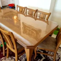 میز ناهار خوری هشت نفره کاملا سالم