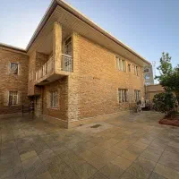 خانه ویلایی ۳۰۰متری دوطبقه