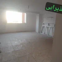 ۱۰۰ متری / کلید نخورده / روبروی دانشگاه / شهروند