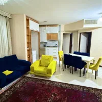 فروش آپارتمان ۹۳ متری ۲ خوابه ارم ۴