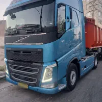 کشنده ولوو 500مدل2019 رنگ آبی فیروزه ای