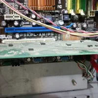 خدمات شبکه . تعمیرات کامپیوتر و لپتاپ