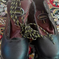 کفش کار وچکمه|کیف، کفش، کمربند|کلاچای, |دیوار