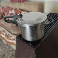 زودپز پارس استیل 6لیتری قدیمی