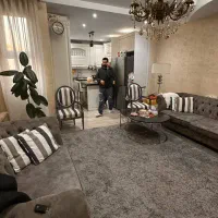 65متر-طبقه-هشتم-سالن-پرده-خور-املاک-آکو