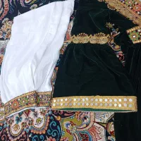 گند افغانی|لباس|قم, قلعه کامکار|دیوار