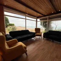 حیاط چسبیده به دریا/بازسازی کامل