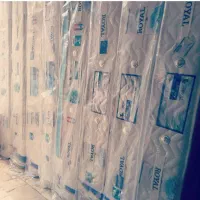 فروشنده ساده خانوم