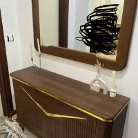 آینه کنسول و میز تی وی
