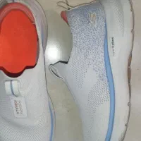 کفش اسپورت اسکیچرز سایز ۴۰