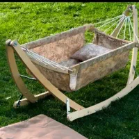 گهواره|تخت و صندلی بچه|تهران, آهنگران (سراسیاب دولاب)|دیوار