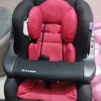 صندلی بچه داخل ماشین