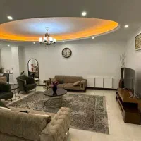 واوان خیابان رجایی نبش طبقه اول|فروش آپارتمان|اسلام‌شهر, شهرک واوان|دیوار