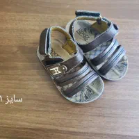 تعدادی کفش و صندل و کتونی بچگانه|کفش و لباس بچه|تهران, پونک|دیوار